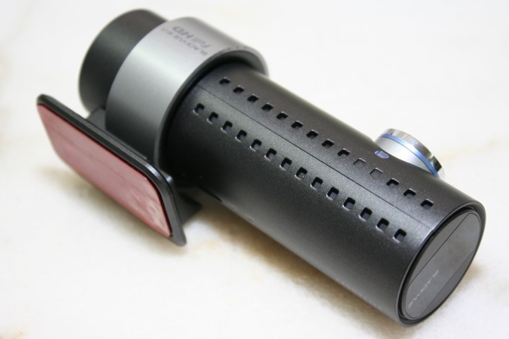 Pittasoft BlackVue DR500GW-HD WiFi Cooling Holes