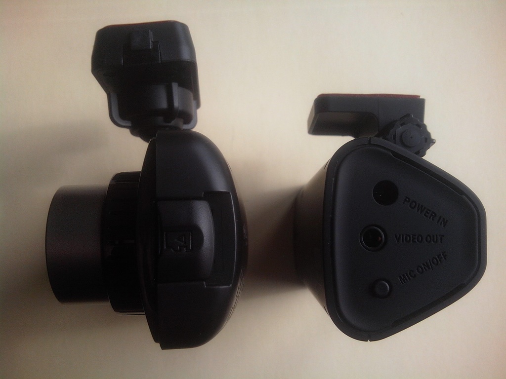 Livue LB100 vs Itronics ITB-250HD 2