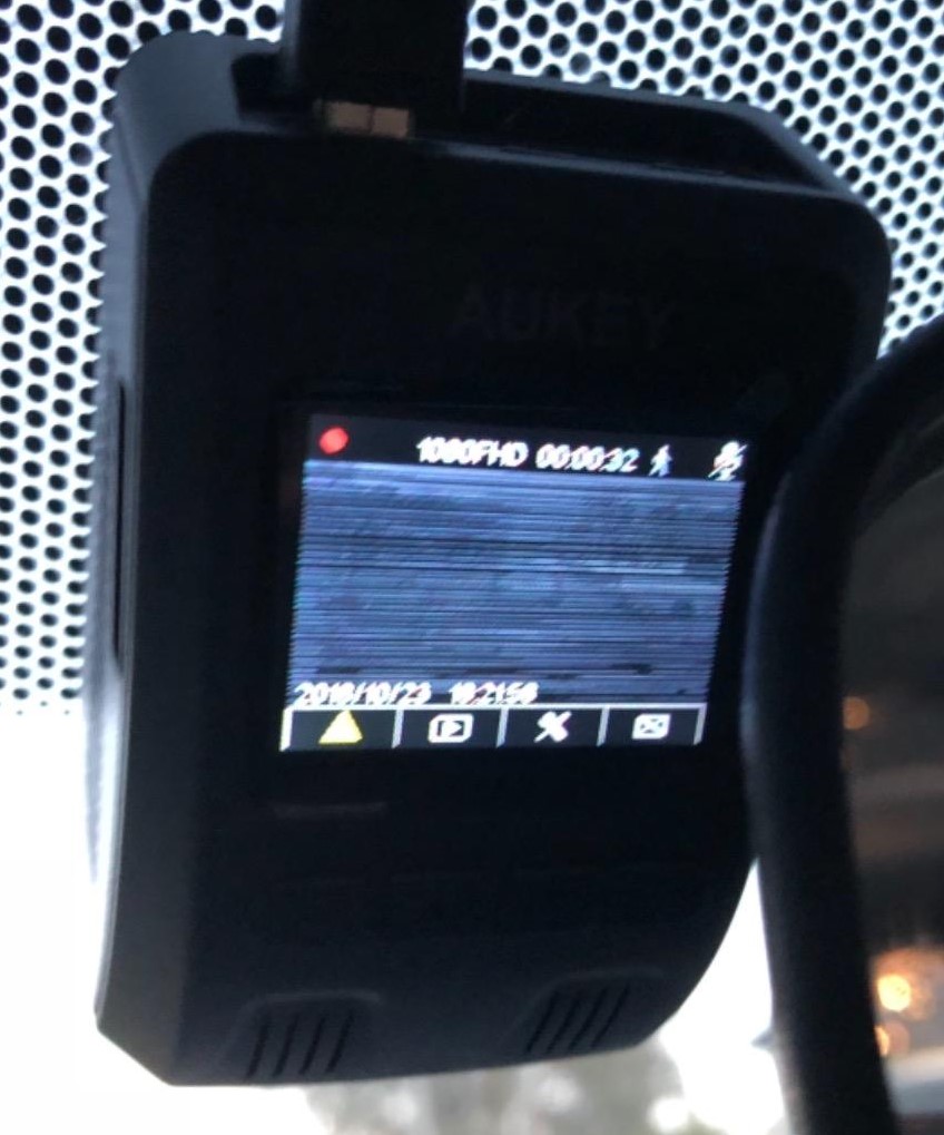 AUKEY DR02 Screen Issue